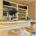 Exquisites + Terrasse Apartment Korb